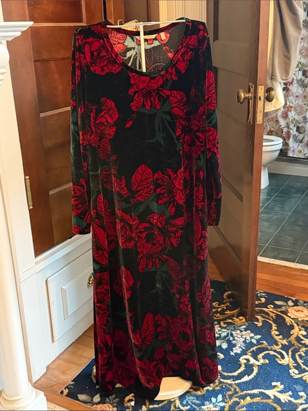 Soft Surroundings Santiago Black Velvet Maxi- worn 2-3 times. 149 retail